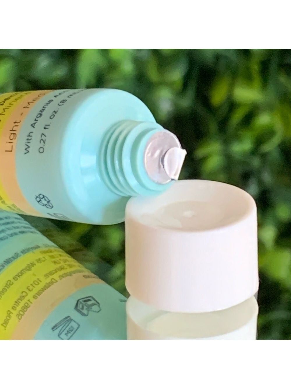 Fre LIGHT MEDIUM Glow Me + Tinted Mineral Moisturizer SPF30 | NEW | Travel | FRÉ - Picture 3 of 8